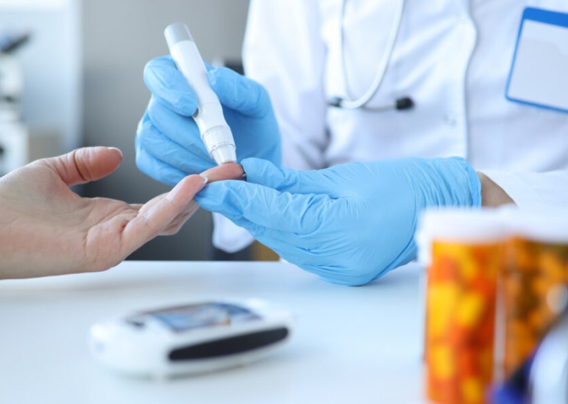 CHOLESTEROLIUI KONTROLIUOTI – DAUGIAU KOMPENSUOJAMO GYDYMO GALIMYBIŲ